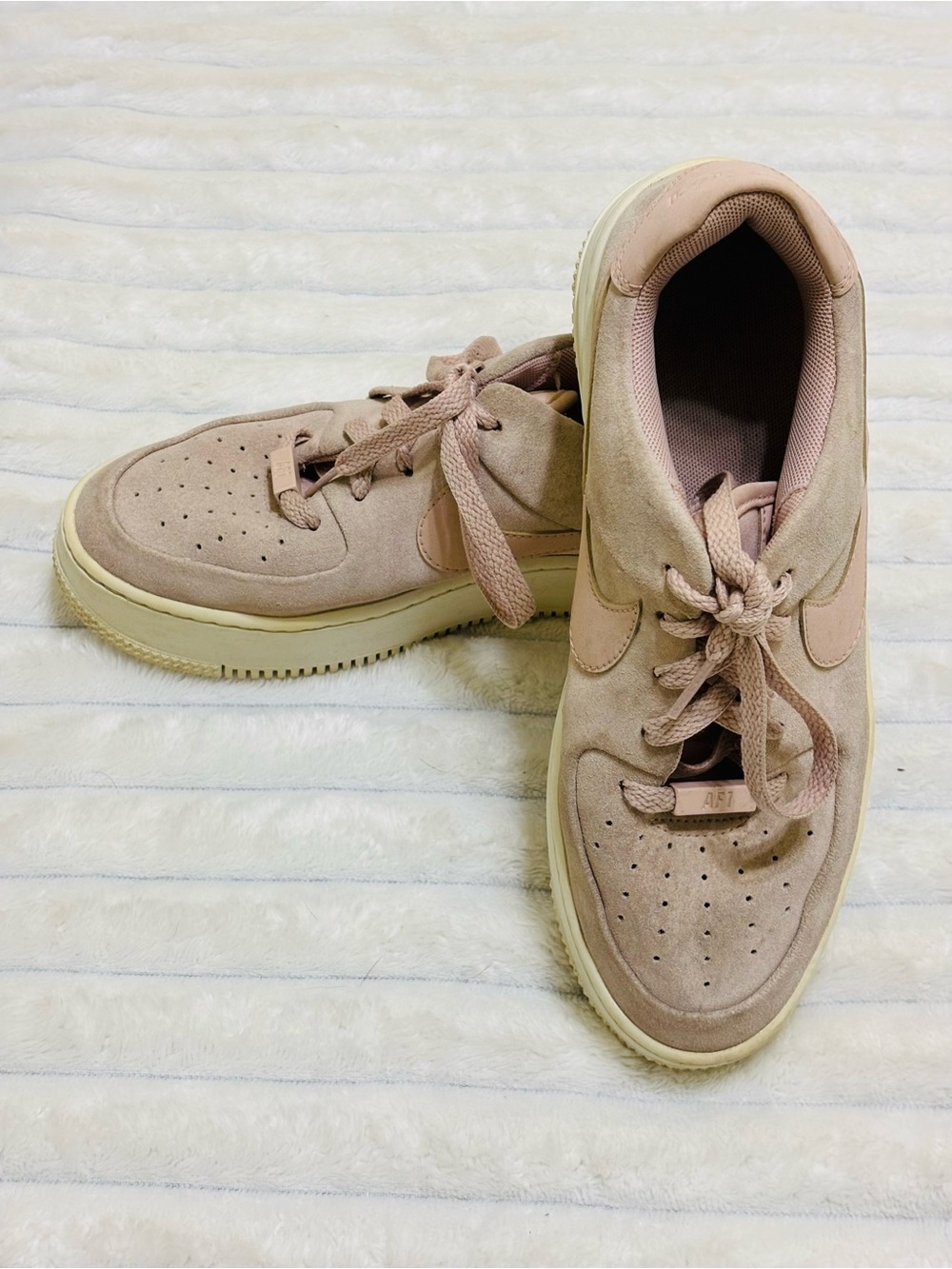 Nike Air Force 1 Sage Low size 8